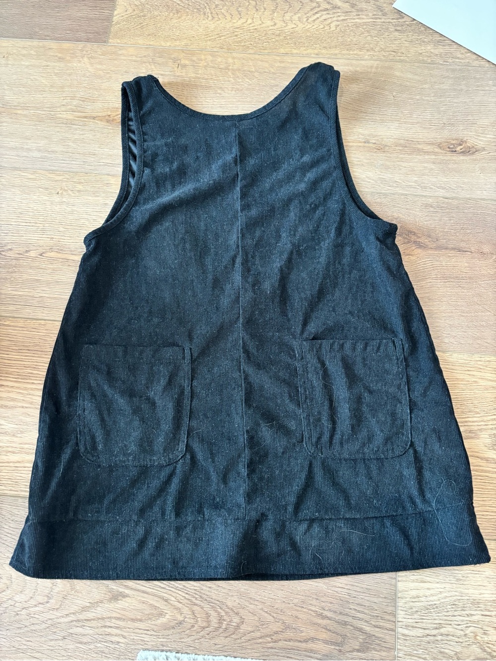 Classic Black Sleeveless Tunic Top
